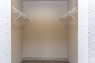 2BR, 1BA - 720 SF - North 49 Apartments
