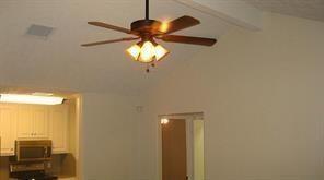 Foto del edificio - 16240 Sun View Ln