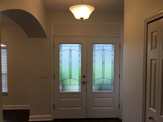 Foto del edificio - 71 Spring Ridge Dr