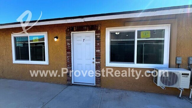 Foto del edificio - 11800 White Ave