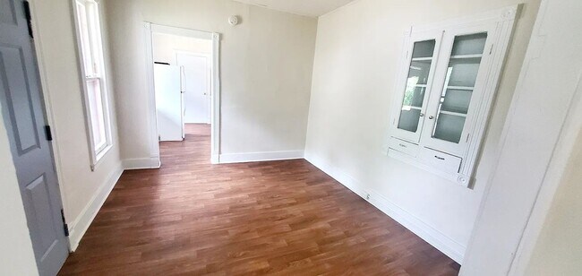 Foto del edificio - 1802 Madison Ave SE