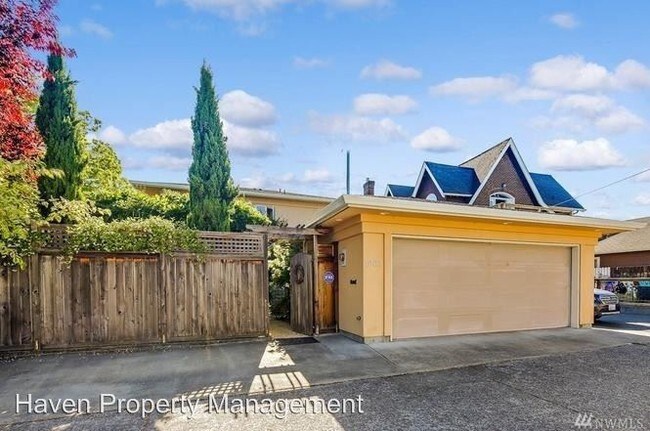 Building Photo - 4 br, 3 bath House - 1603 Palm Ave SW