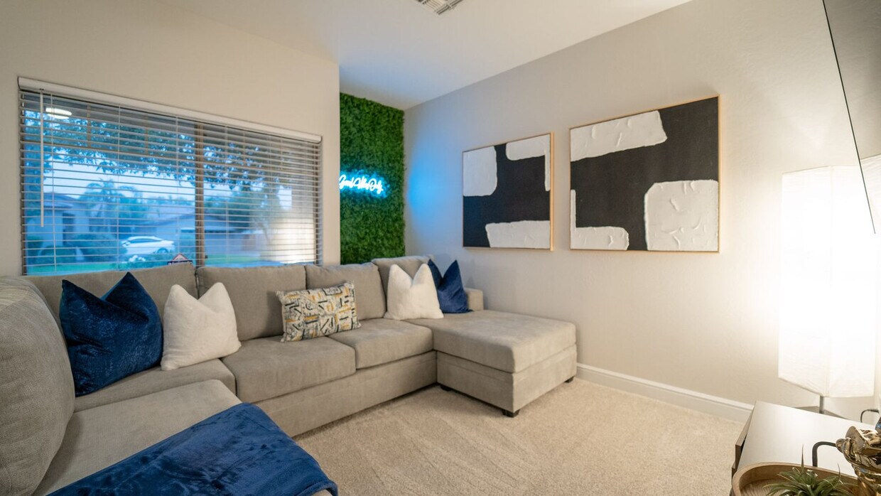 Foto principal - 20927 E North Loop