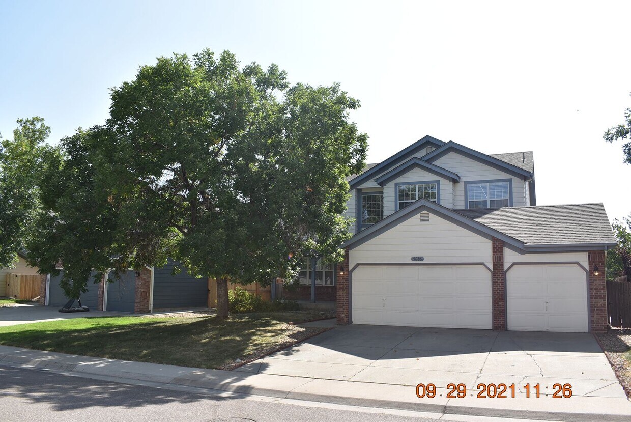 9086 W Chatfield Dr, Littleton, CO 80128 House Rental in Littleton