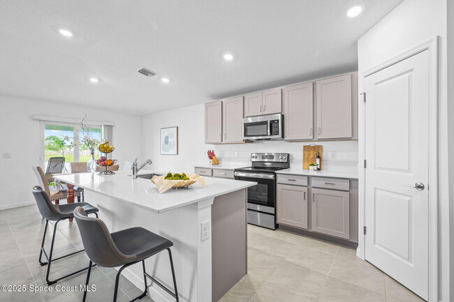Foto del edificio - 846 Dockside Dr SW