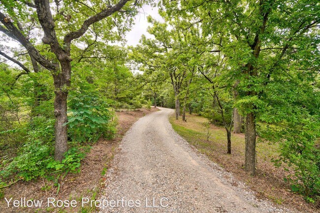 Foto del edificio - 3 br, 2 bath House - 11701 Jeffery Road