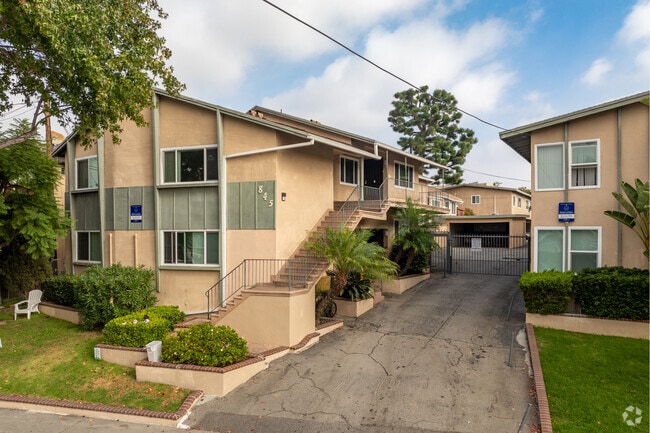 Fotografía del edificio - 835-845 Glenway Dr.