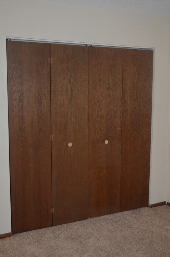 Interior - 708 29th St N