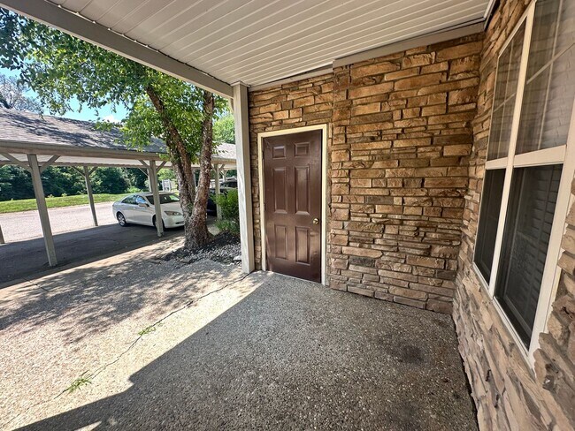 Foto del edificio - 2BR/2BA Updated Condo in Prospect Glen Vil...