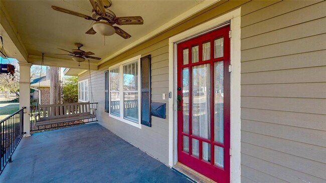 Foto del edificio - 609 N Ash St