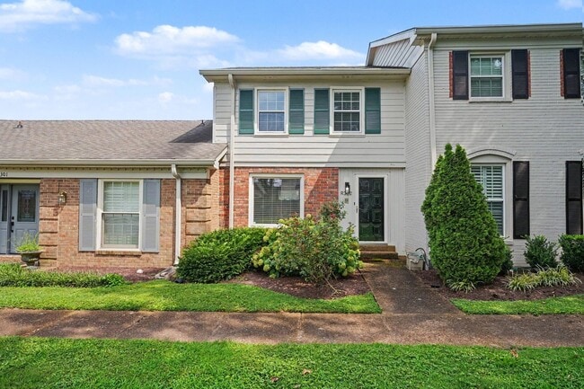 Updated photos coming soon…Great 2 Bedroom 1 1/2 Bath Townhome Now Available in River Plantation! - Updated photos coming soon…Great 2 Bedroom 1 1/2 Bath Townhome Now Available in River Plantation!