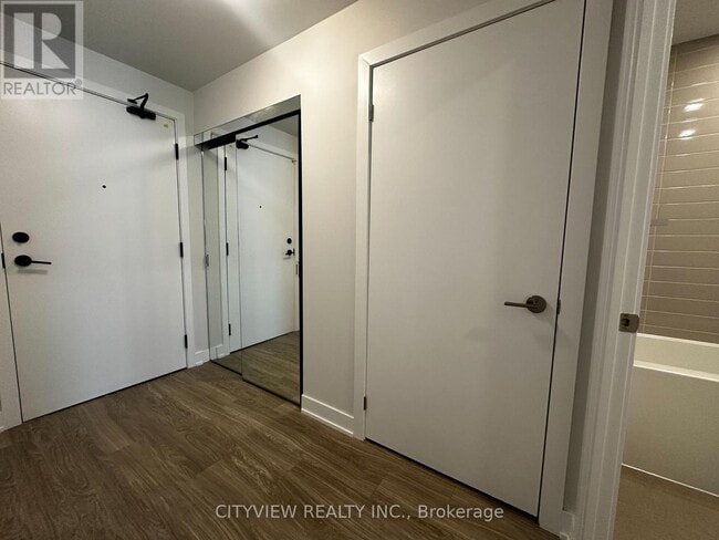 Building Photo - 430-1430 Square One Dr