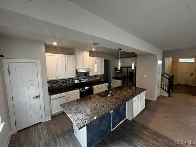 Foto del edificio - 16013 Cambria Cove Blvd