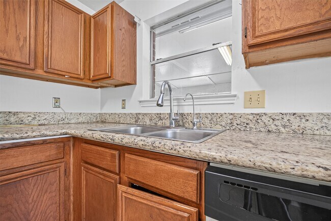 Foto del edificio - 6510 Grand Haven Dr