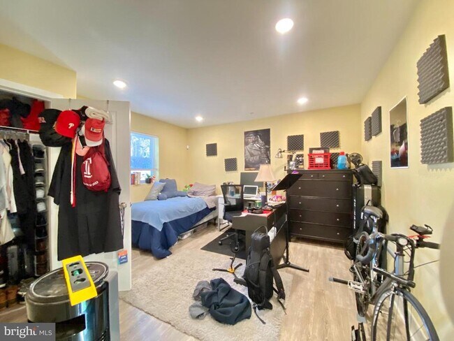 Foto del edificio - 2214 N Camac St