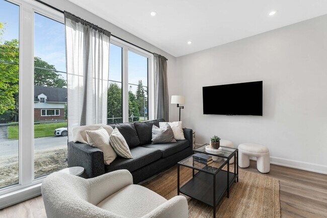 Photo du bâtiment - 157 Sanford Ave