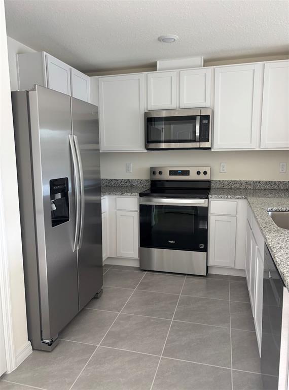 Building Photo - 526 Zinfandel Dr