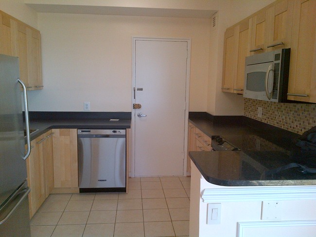 Kitchen - 4740 Connecticut Ave NW