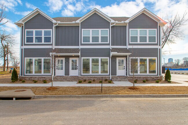 Foto del edificio - 310 Parker St