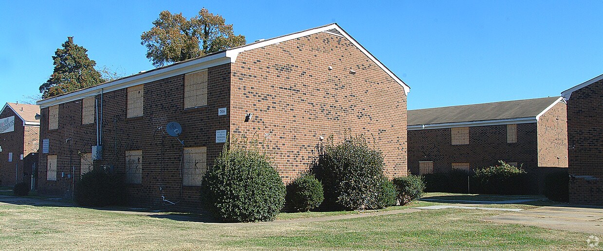 Building Photo - 7816 San Antonio Blvd
