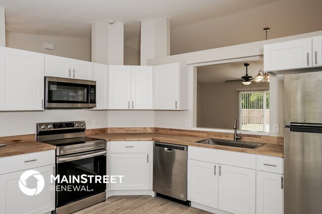 Foto del edificio - 1722 Elmhurst Cir SE