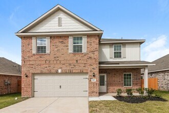 Building Photo - 413 Polly Grv Dr