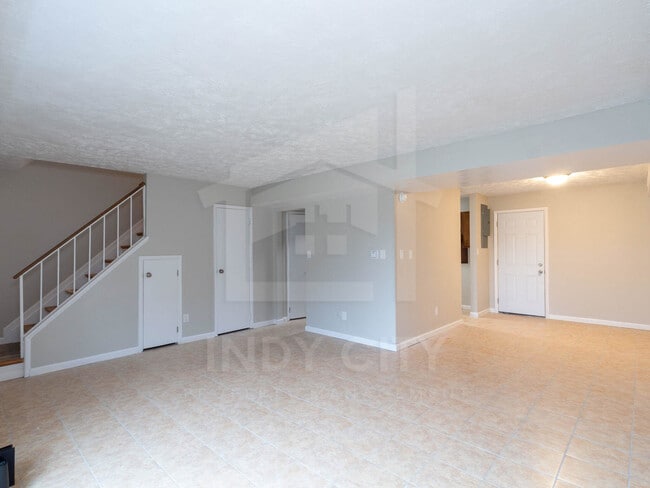 Foto del edificio - 3281 Ashley Ln