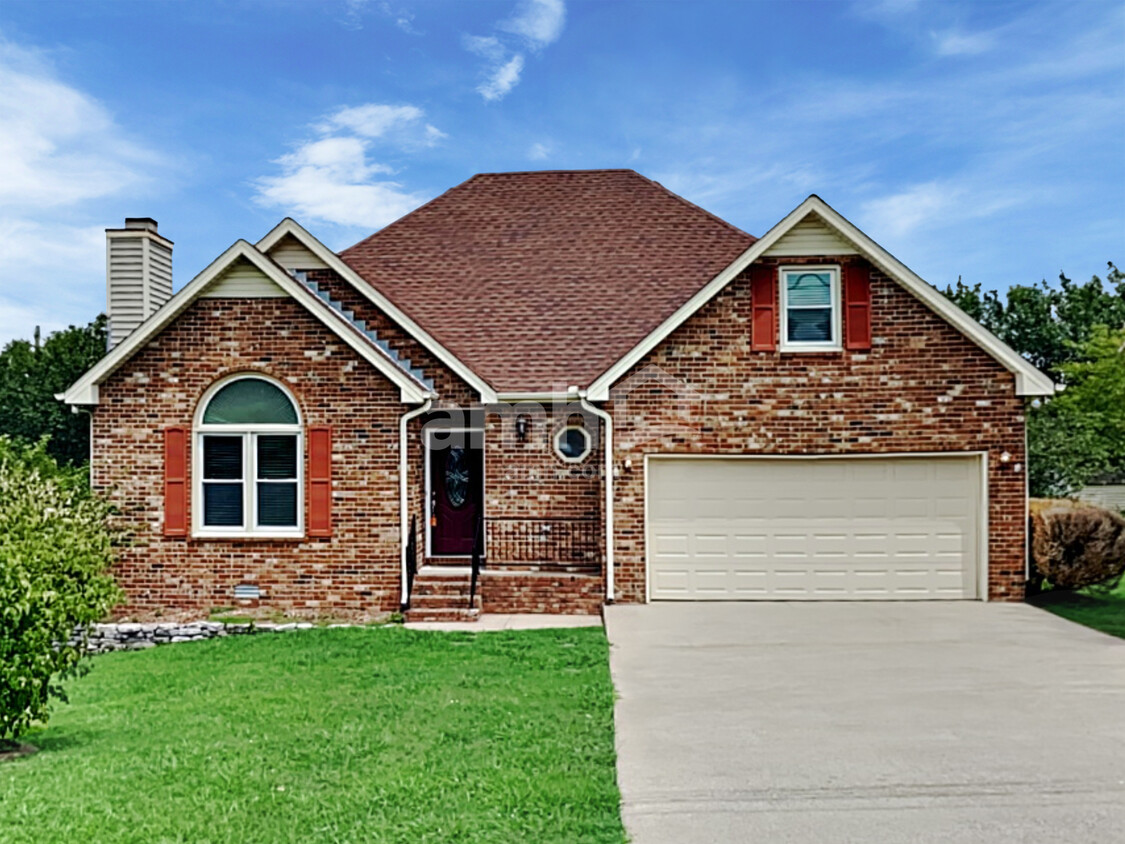 Foto principal - 203 Saint Pauls Ln