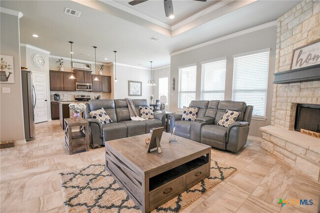 Foto del edificio - 3029 Mystic Mountain Ln