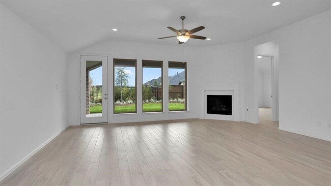Building Photo - 2910 Starling Dr