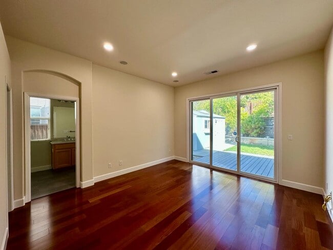 Foto del edificio - 3980 Avignon Ln