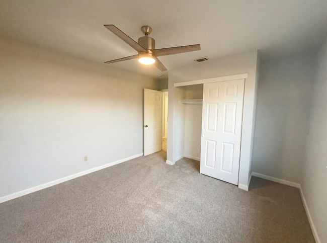 Foto del edificio - 4744 Ponderay Ln