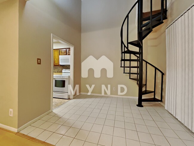 Building Photo - 2507 Montrose Blvd Unit 48