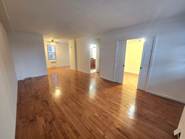 Living Room - 700 Summer St