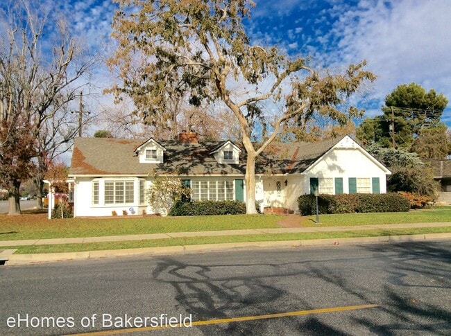 Building Photo - 4 br, 3.5 bath House - 2930 18th Street