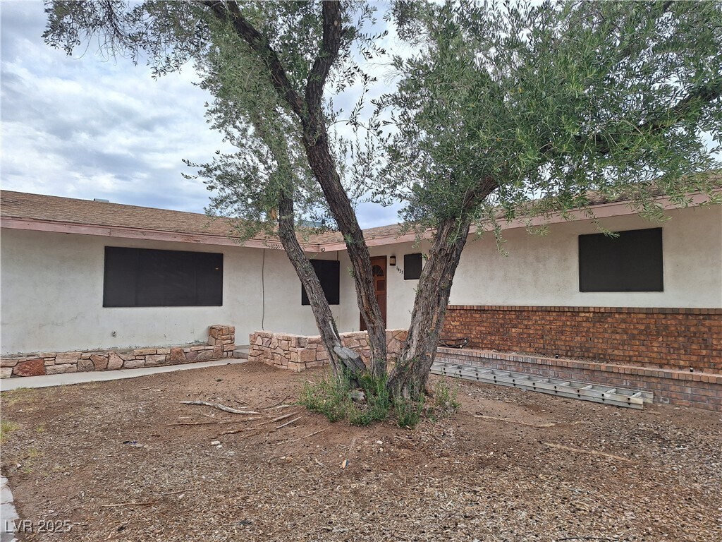 Foto principal - 1425 Vista Dr