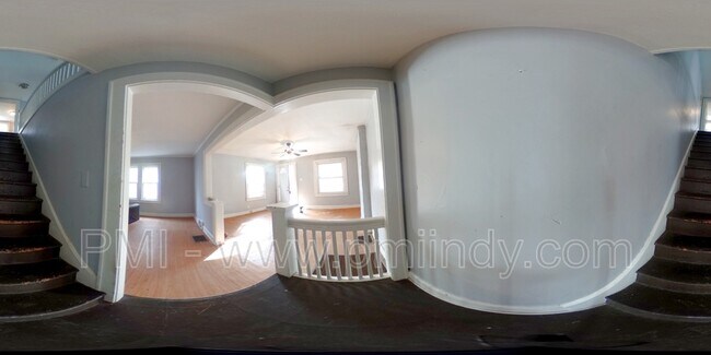 Foto del edificio - 2405 E 16th St