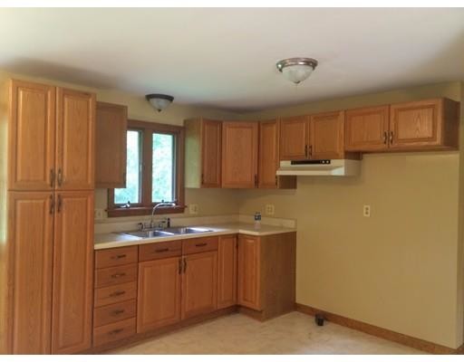 Foto del edificio - 51 Joseph Ave