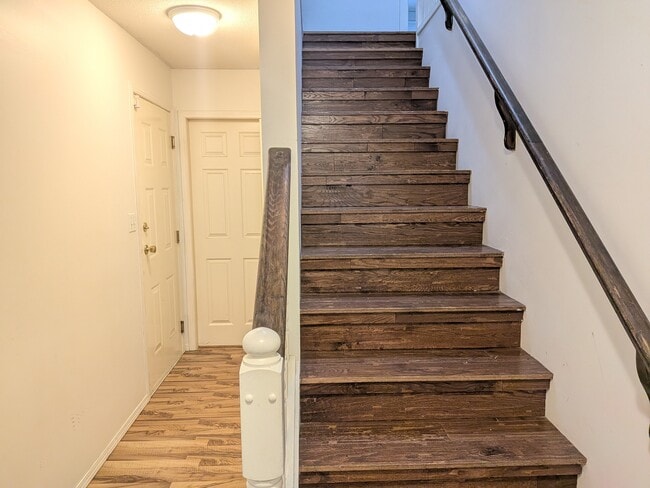 Building Photo - 21424 Richmond Dr