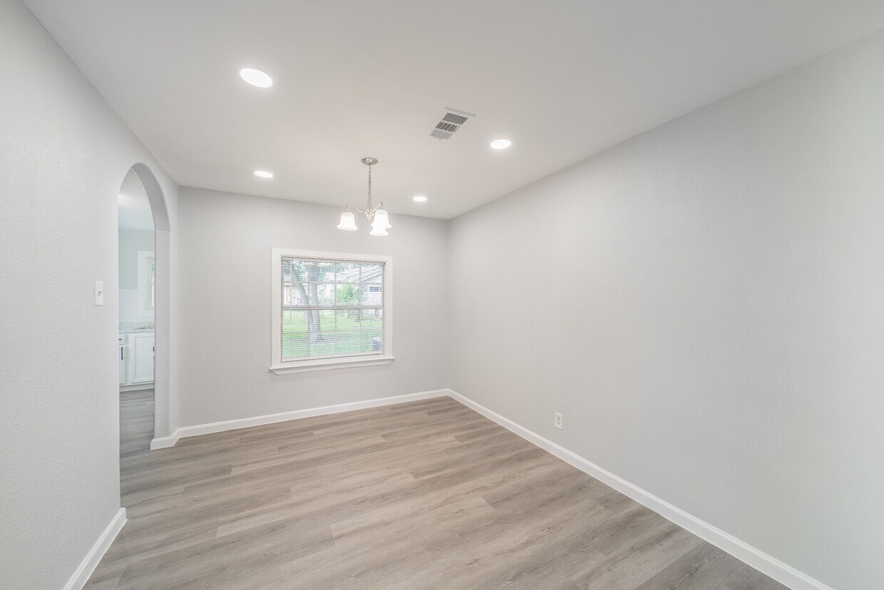 Foto principal - 6307 Westover St