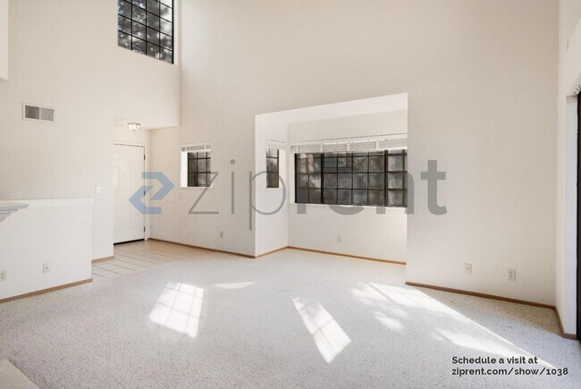 Foto del edificio - 130 Redhawk Rd