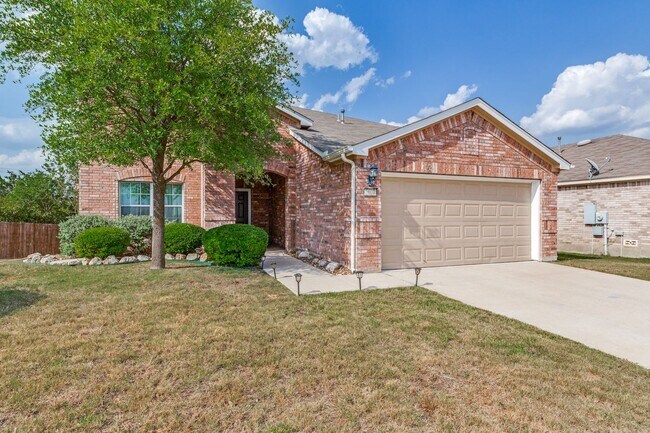 Foto del edificio - BEAUTIFUL 4-BEDROOM HOME IN ENCINO RIDGE