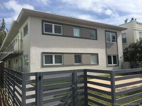 Building Photo - 1035 Euclid Ave