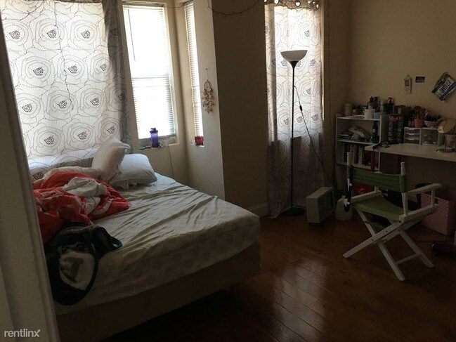 Building Photo - 4 br, 2 bath  - 1107 S 6th St # 09