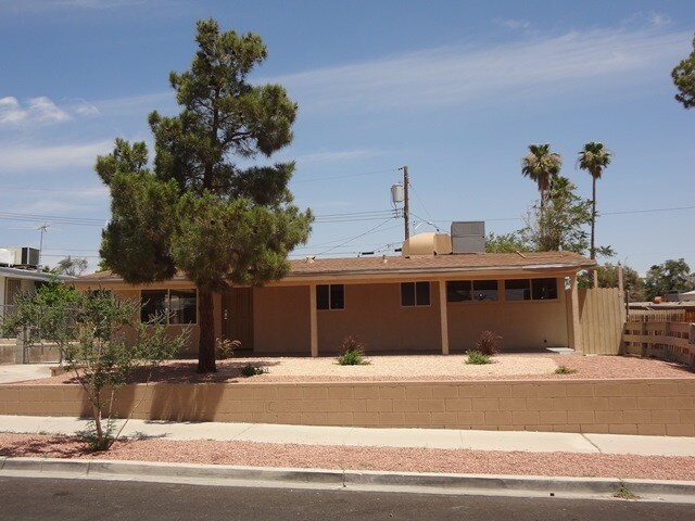 Building Photo - 5416 Evergreen Ave