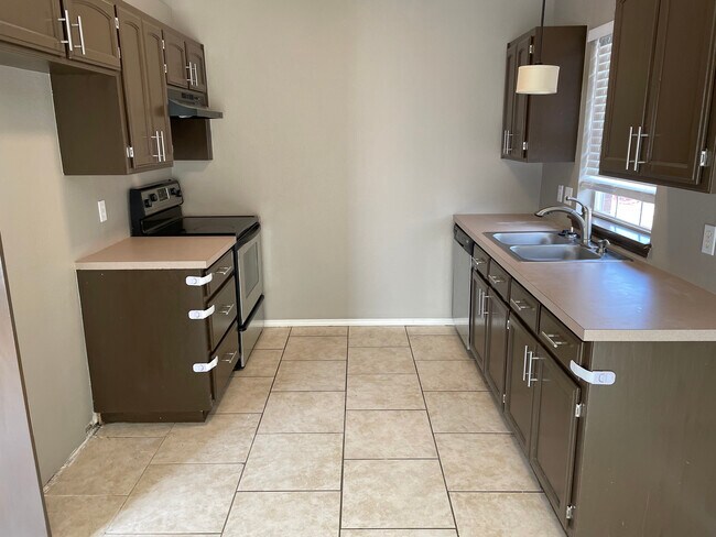 Cocina - 1424 Jordan Cir