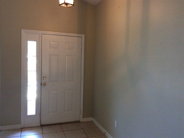 Building Photo - 3960 Lakeside Reserve Lane