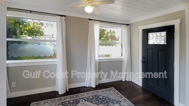 Foto del edificio - 904 17th Ave W