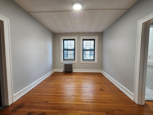 Building Photo - 109 Chestnut St