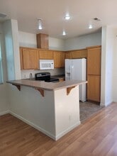 Building Photo - 1604 Hamlet Ln